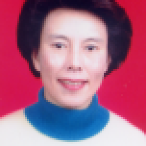 曲月萍